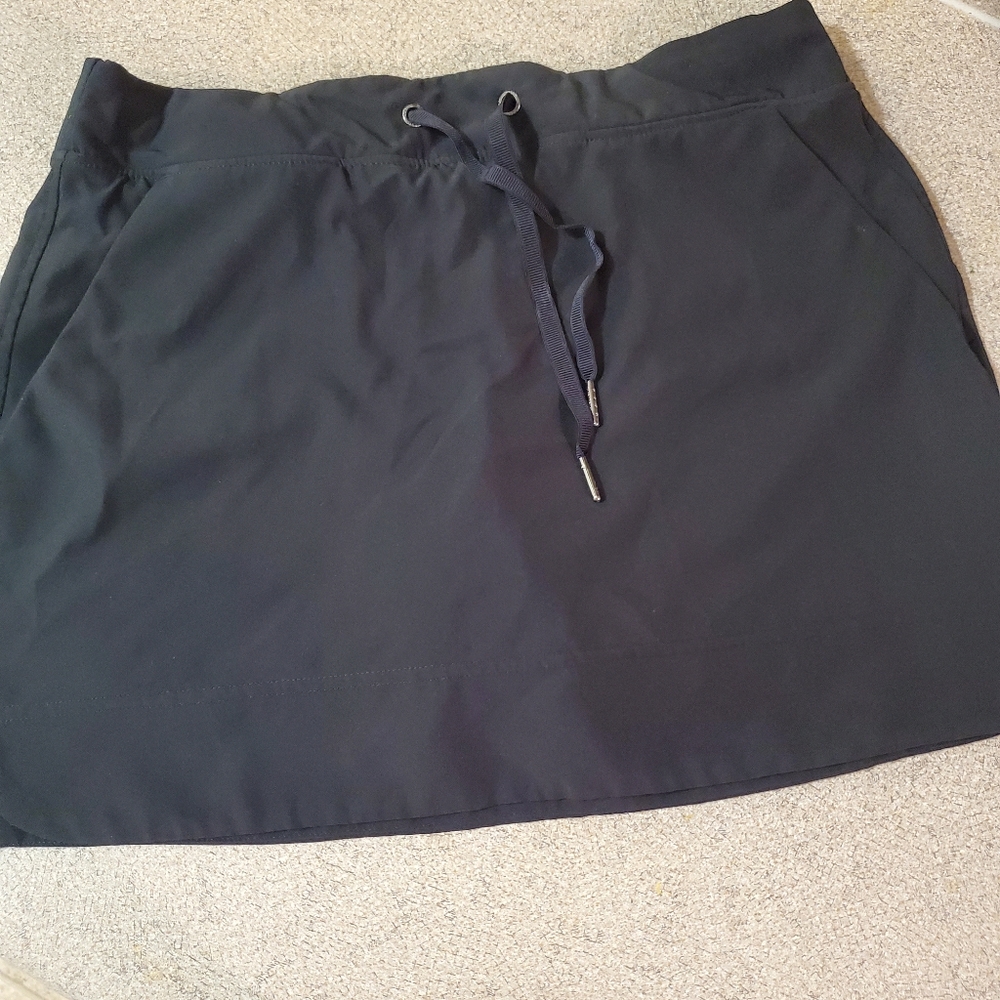 Gaiam athletic skirt
